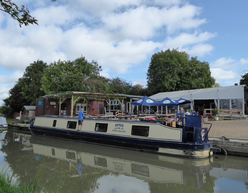 The Canal Lounge and Bar Canalside Clifton Upon Dunsmore Rugby