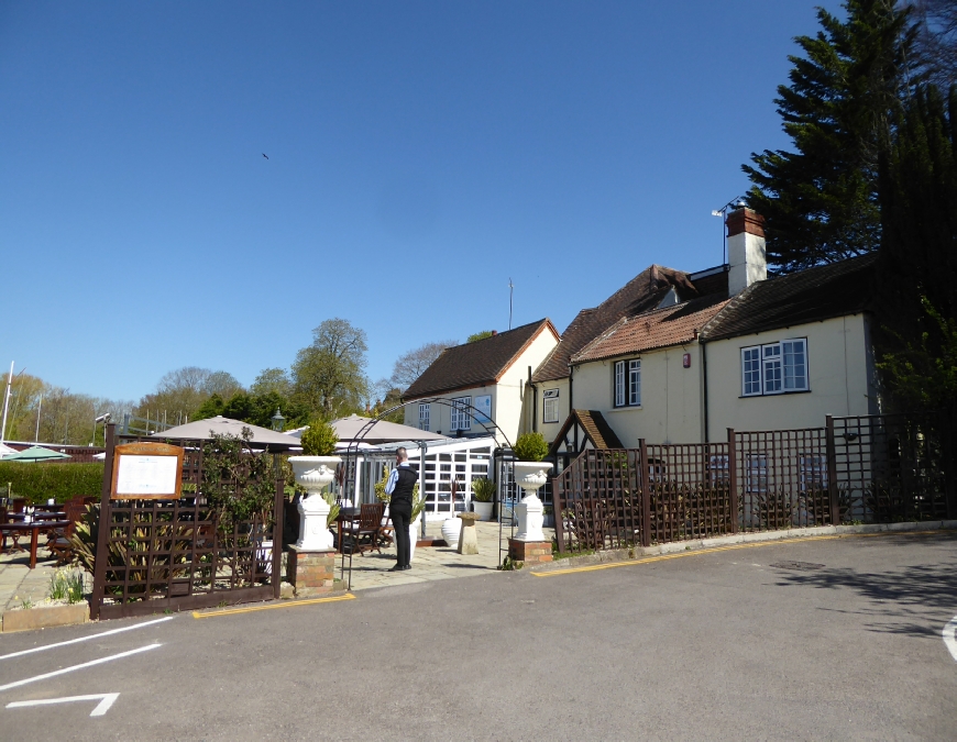 The Letherne Bottel Goring on Thames Reading